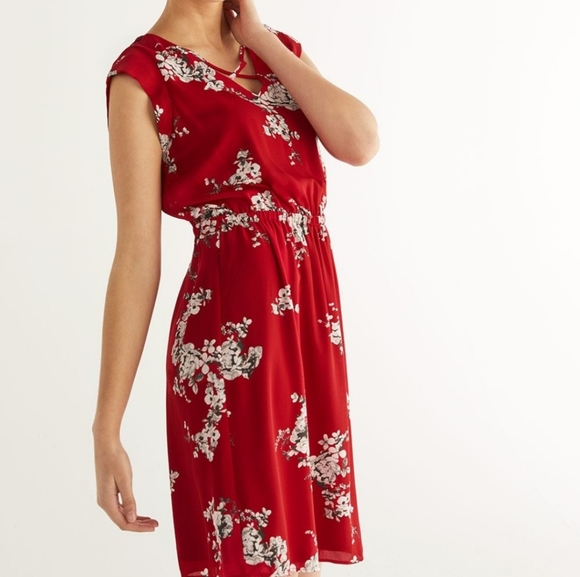 BNWT Reitmans floral dress / size XL / red, grey & white - Picture 10 of 12